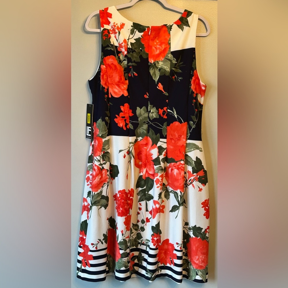 Leslie Fay Floral Print Sleeveless Dress - Picture 2 of 3